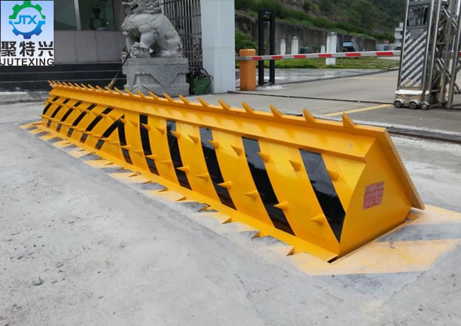 反恐路障机