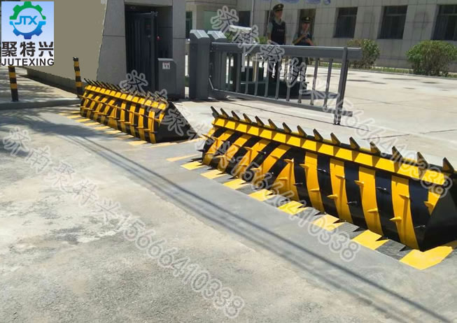 内蒙古路障机安装案例
